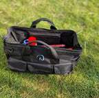 Mobile Gobarhuf Werkzeugtasche mit Schultergurt für den einfachen Transport von Hufpflege-Utensilien im Stallalltag.