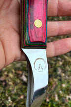 Nahaufnahme der beidseitig geschliffenen Schlaufenklinge des GoBarhuf Hufmessers.